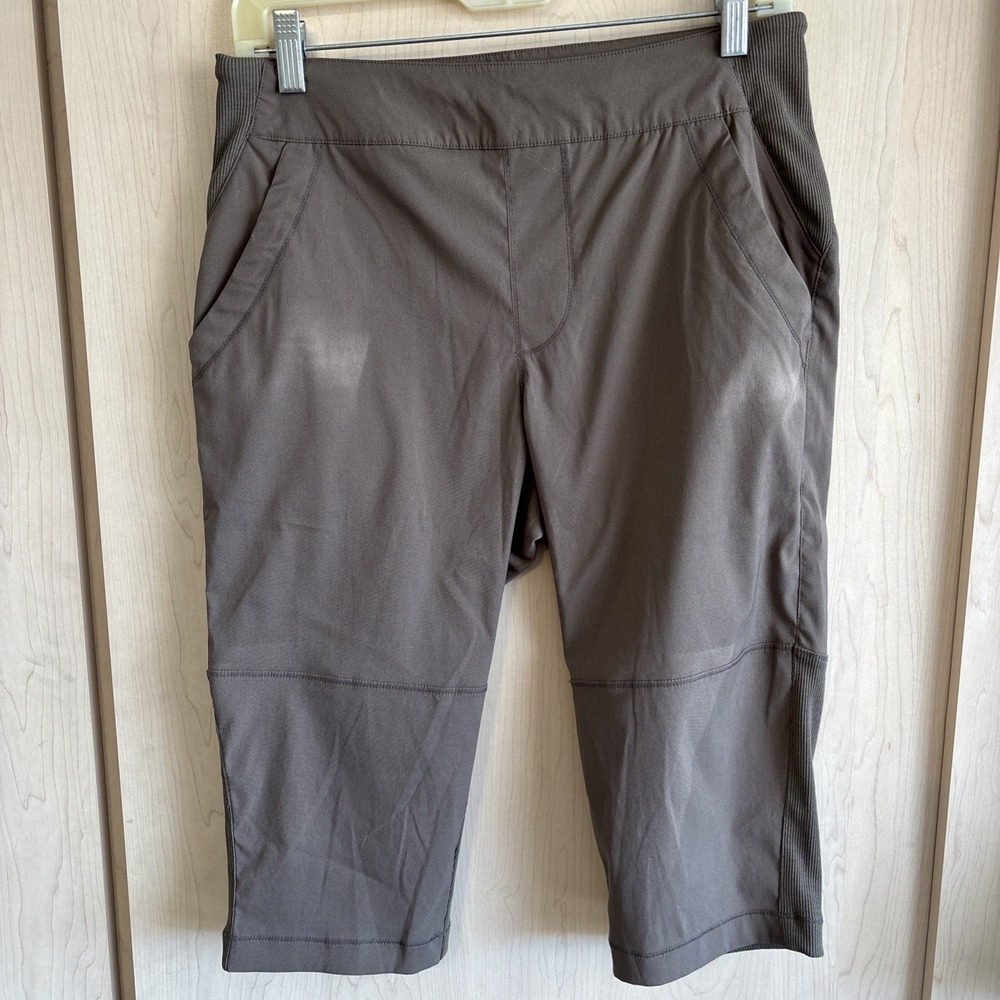 REI Athletic Running hiking Shorts Leggings Womens Small Brown Cropped Capri